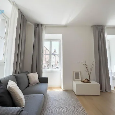 Cavana 3 Tirabora Short Rent *