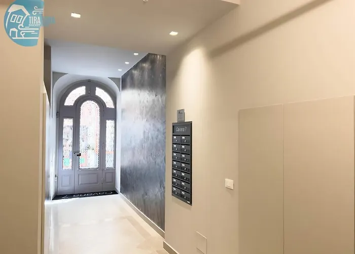 Cavana 3 Tirabora Short Rent * Triëst