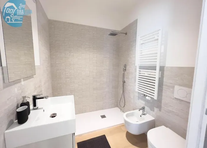 Cavana 3 Tirabora Short Rent Appartement *